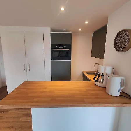 Bel Front De Apartment